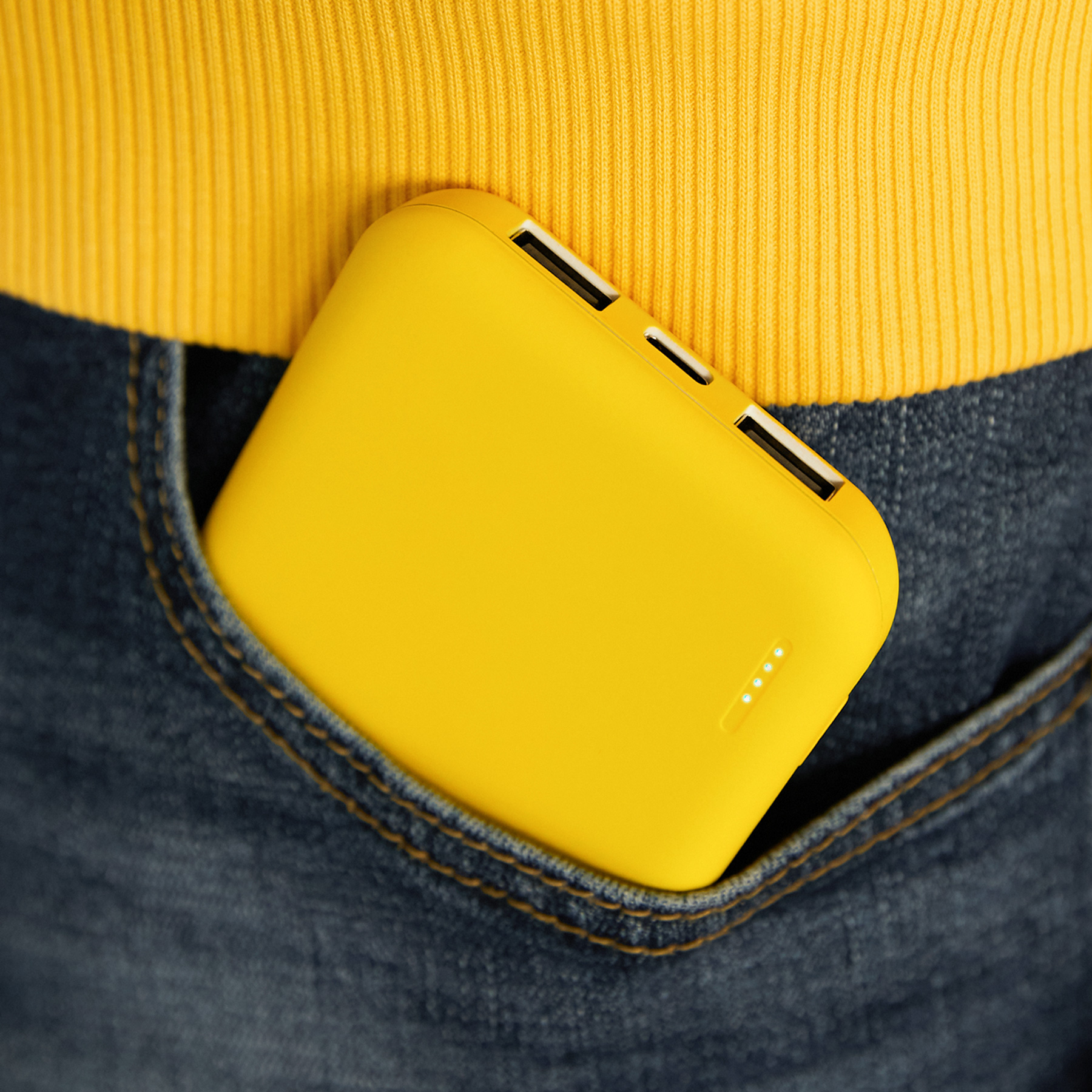 Внешний аккумулятор с подсветкой Люче (Luce) Lemoni 10000 mAh, желтый-12