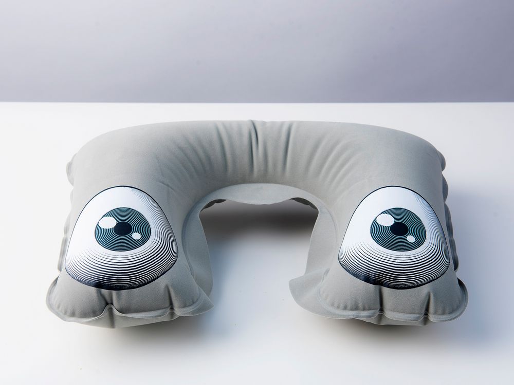 Надувная подушка под шею в чехле Sleep, темно-серая-2