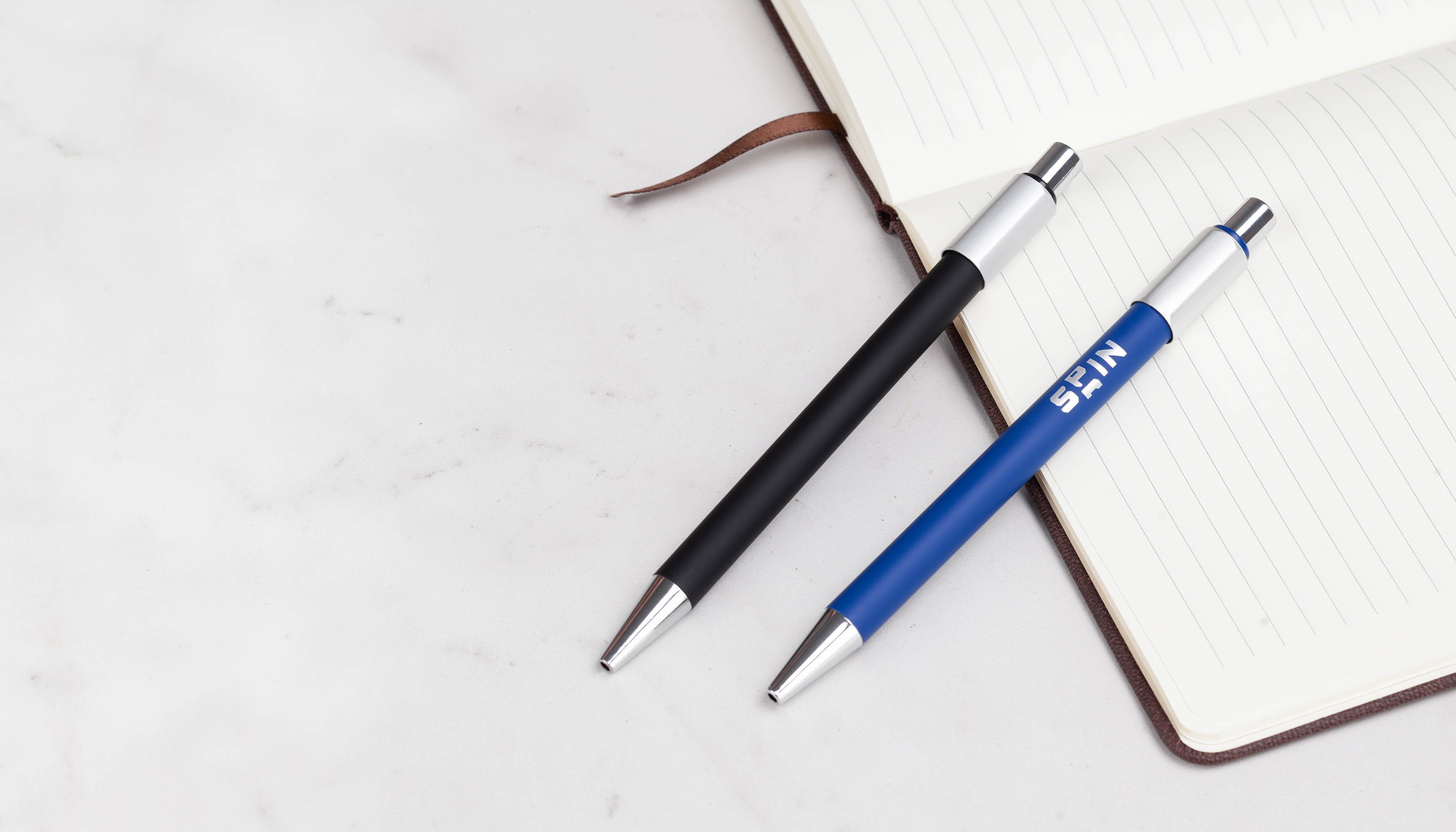 Ручка шариковая "Spin" с 6ти-гранным спиннером, покрытие soft touch-5