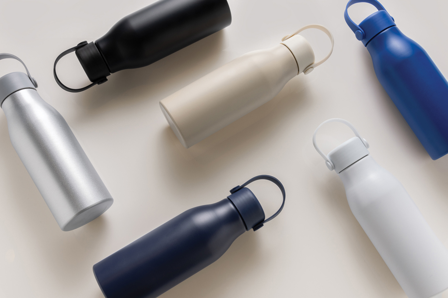 Бутылка для воды Pluto из переработанного алюминия RCS, 680 мл-5