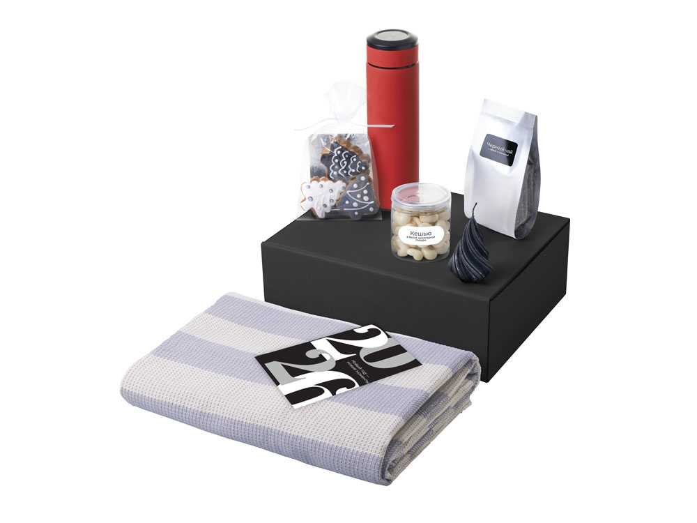 Подарочный набор c пледом, термосом, свечой и миндалем, красный-1