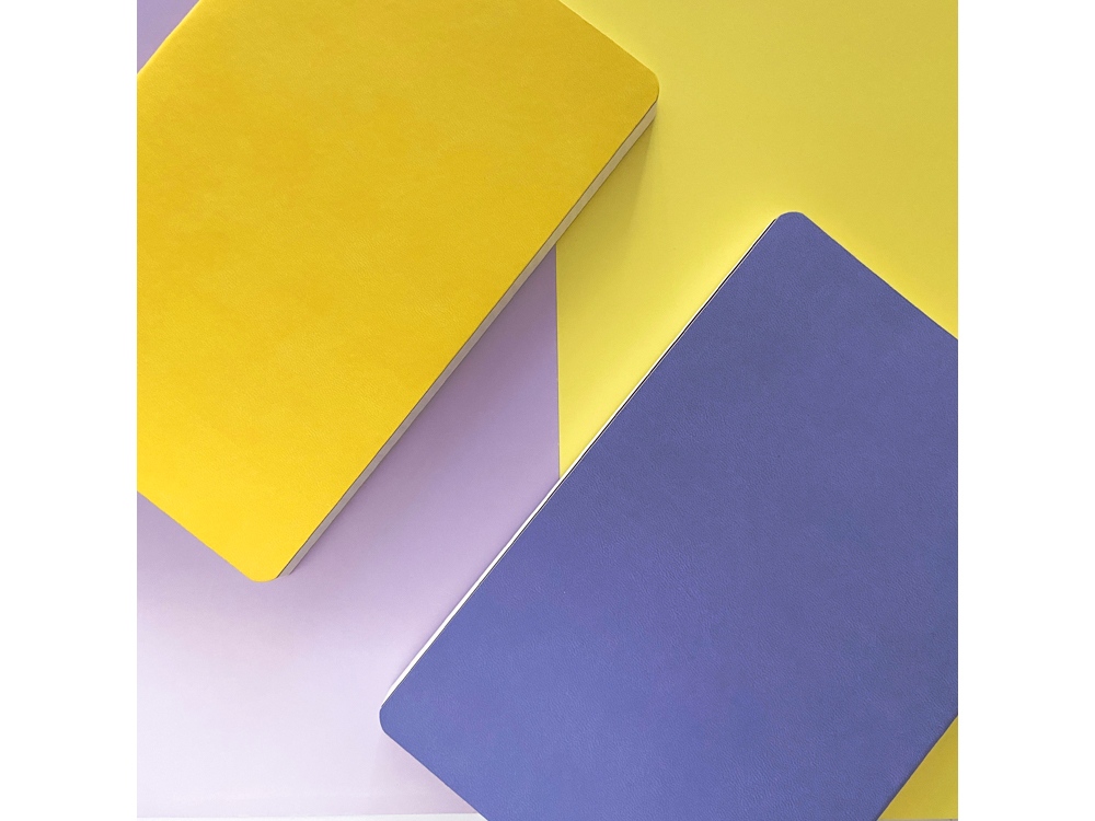 Ежедневник А5 недатированный Megapolis Velvet Flex, желтый-11