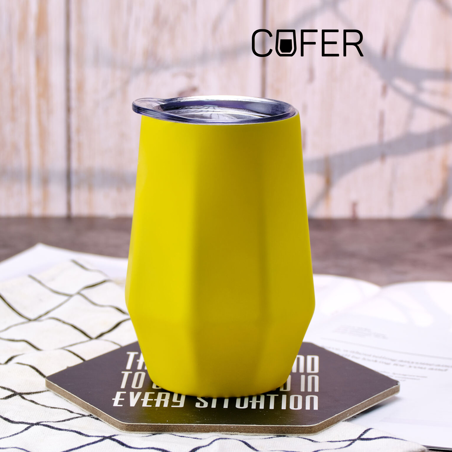 Кофер софт-тач EDGE CO12s (желтый)-0