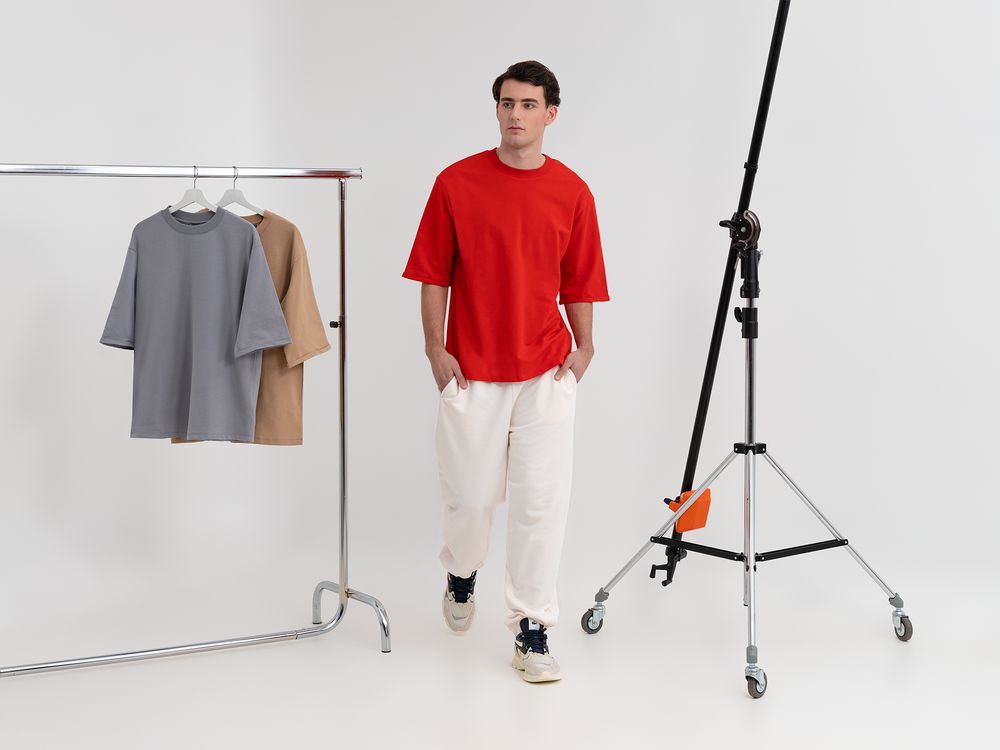 Футболка оверсайз унисекс Kosmos 2.0, красная-3