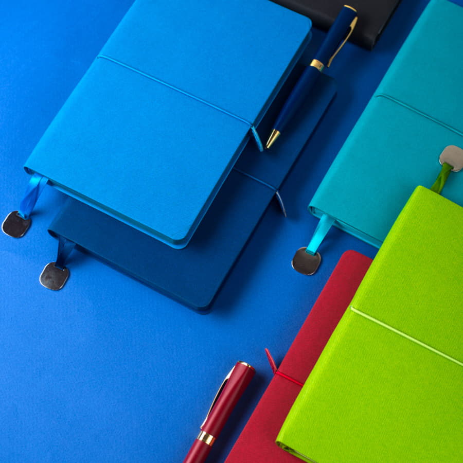 Ежедневник недатированный FREDDIE, формат А5, бирюзовый-3