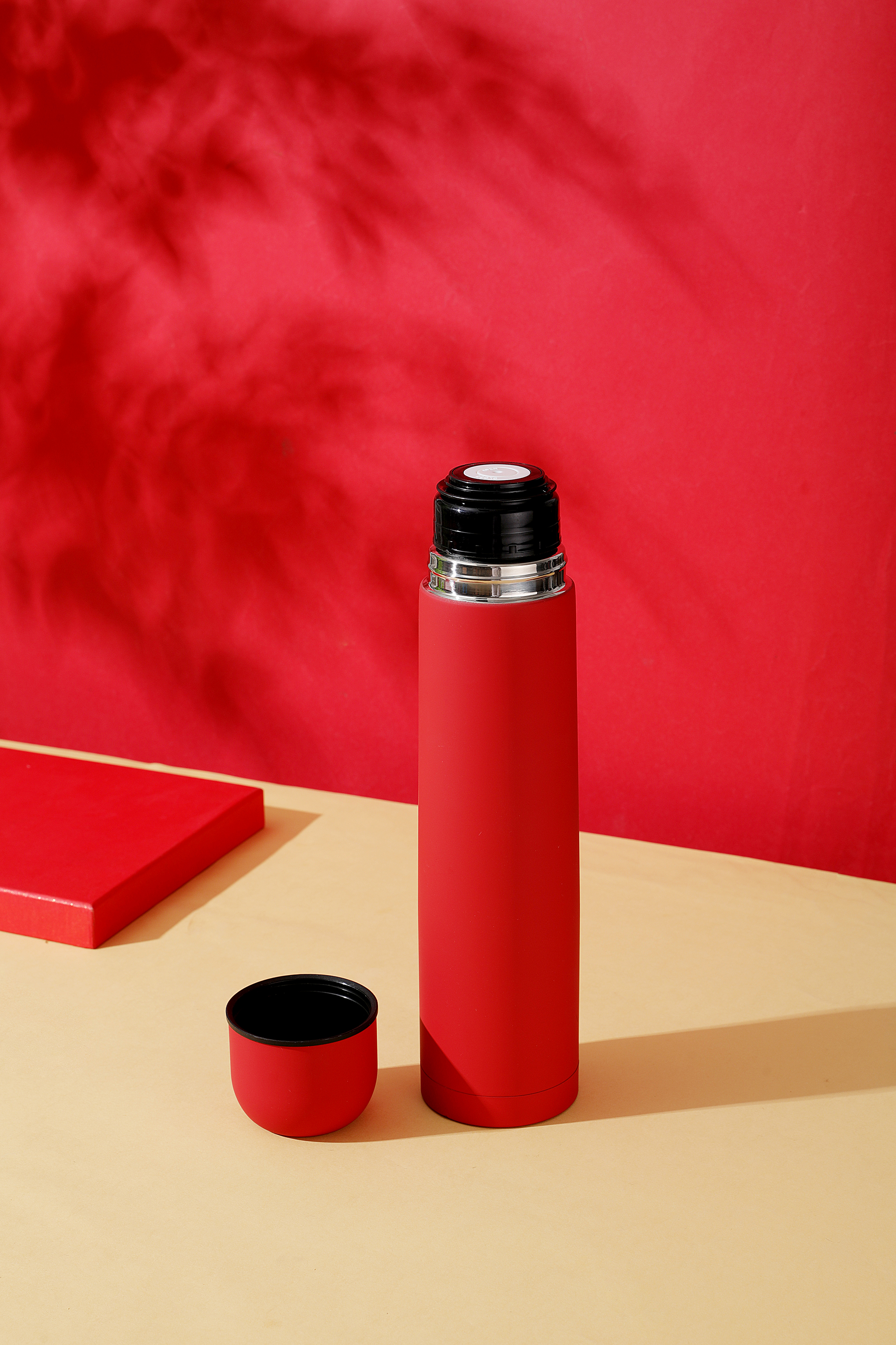 Термос софт-тач Yanemal 1 л. (красный)-4