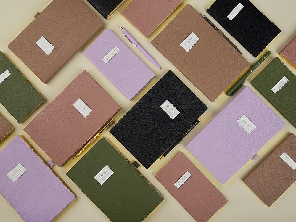 Еженедельник недатированный А6 Verde с нашивкой, зеленый-6