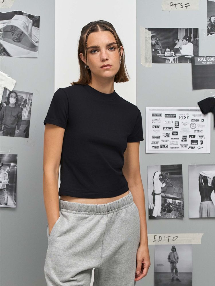 Футболка женская Lilia, черная-3