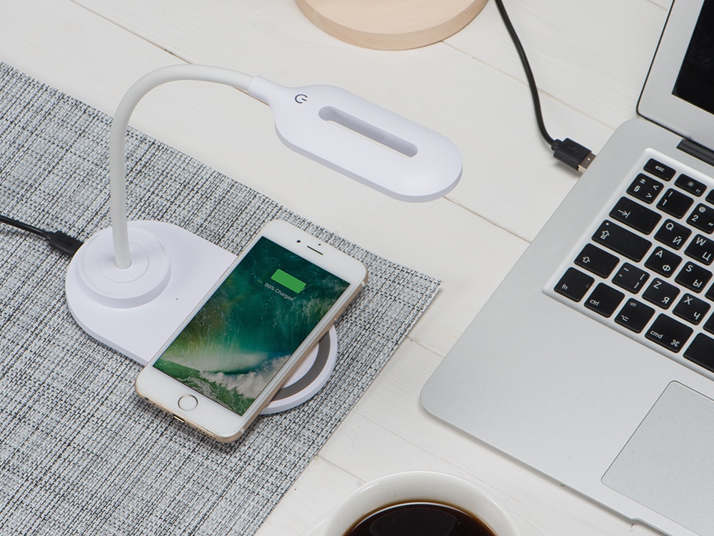 Настольный светильник с беспроводной зарядкой Flamp, белый-10