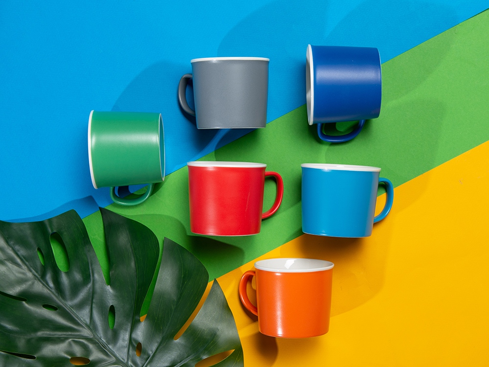 Матовая кружка Nancy 360 мл цветная снаружи, белая внутри, серый-4