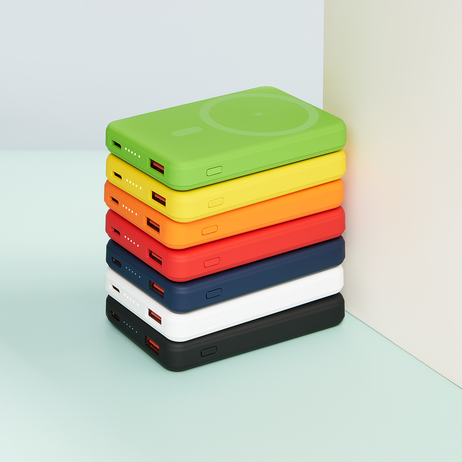 Внешний аккумулятор Ларго PD (Largo PD) 5000mAh с функцией беспроводной зарядки 15W, синий-10