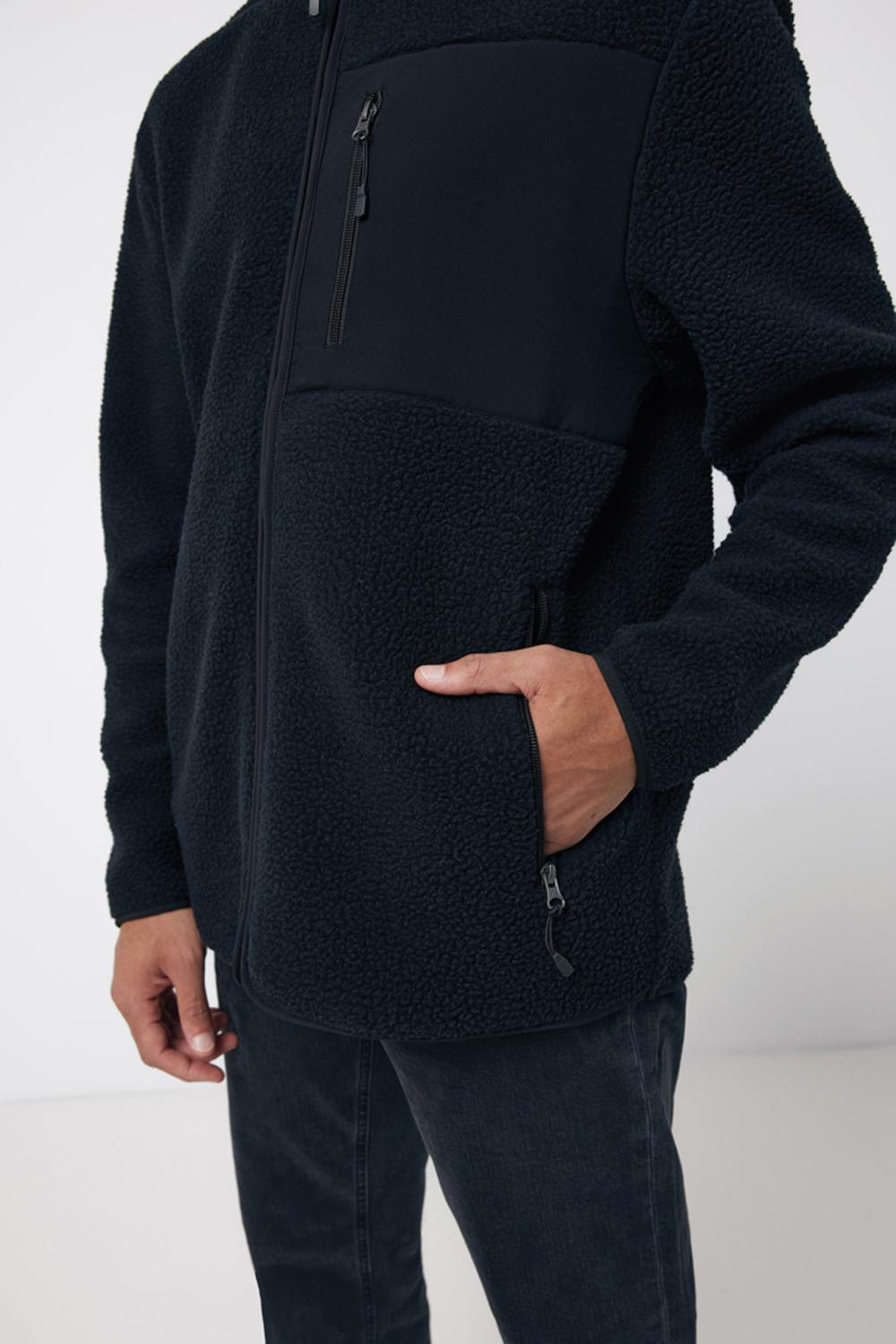 Куртка Iqoniq Diran из переработанного полиэстера AWARE™, унисекс, 320 г/м²-17