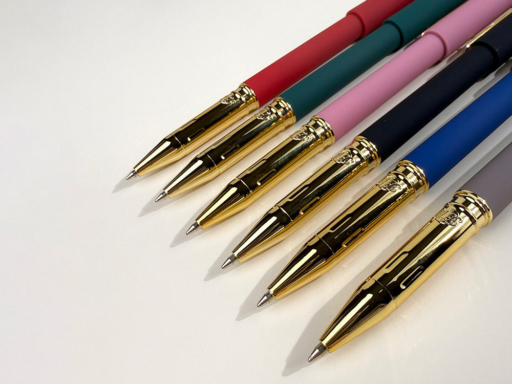 Ручка пластиковая шариковая Parliament, 0,7 мм, синие чернила, розовый/золотистый-7