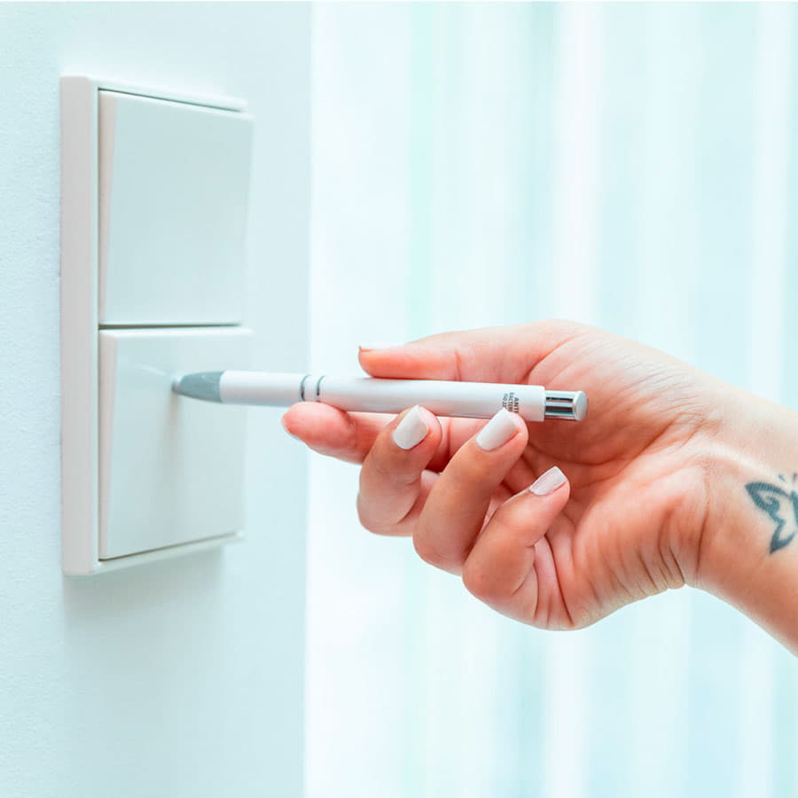 Шариковая ручка со стилусом TOPEN, белый, антибактериальный пластик, белый-1