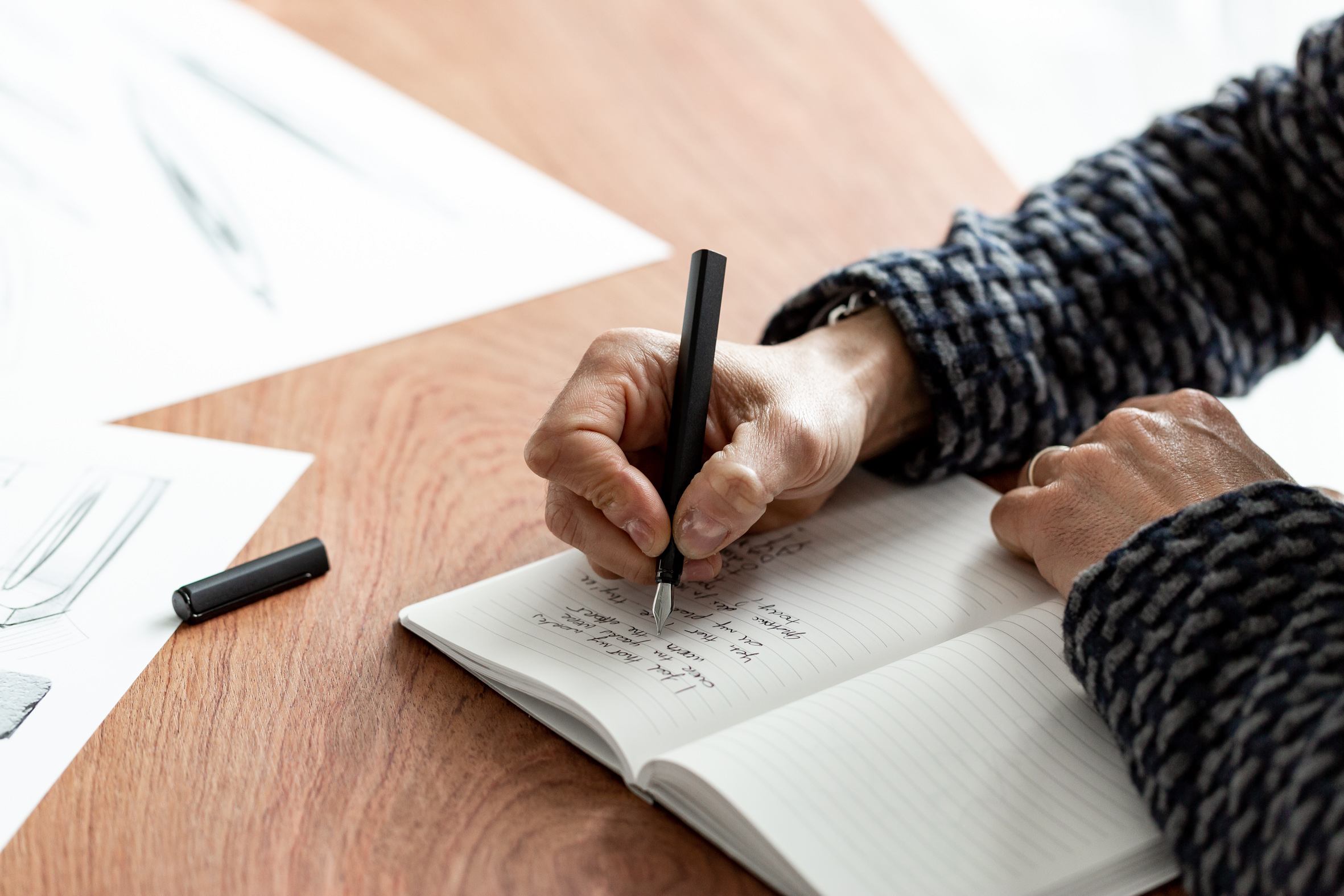 Перьевая ручка Pininfarina PF One BLACK-8