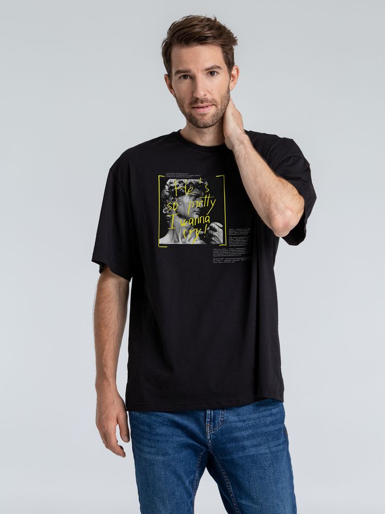 Футболка оверсайз «He is So Pretty. Давид», черная-0