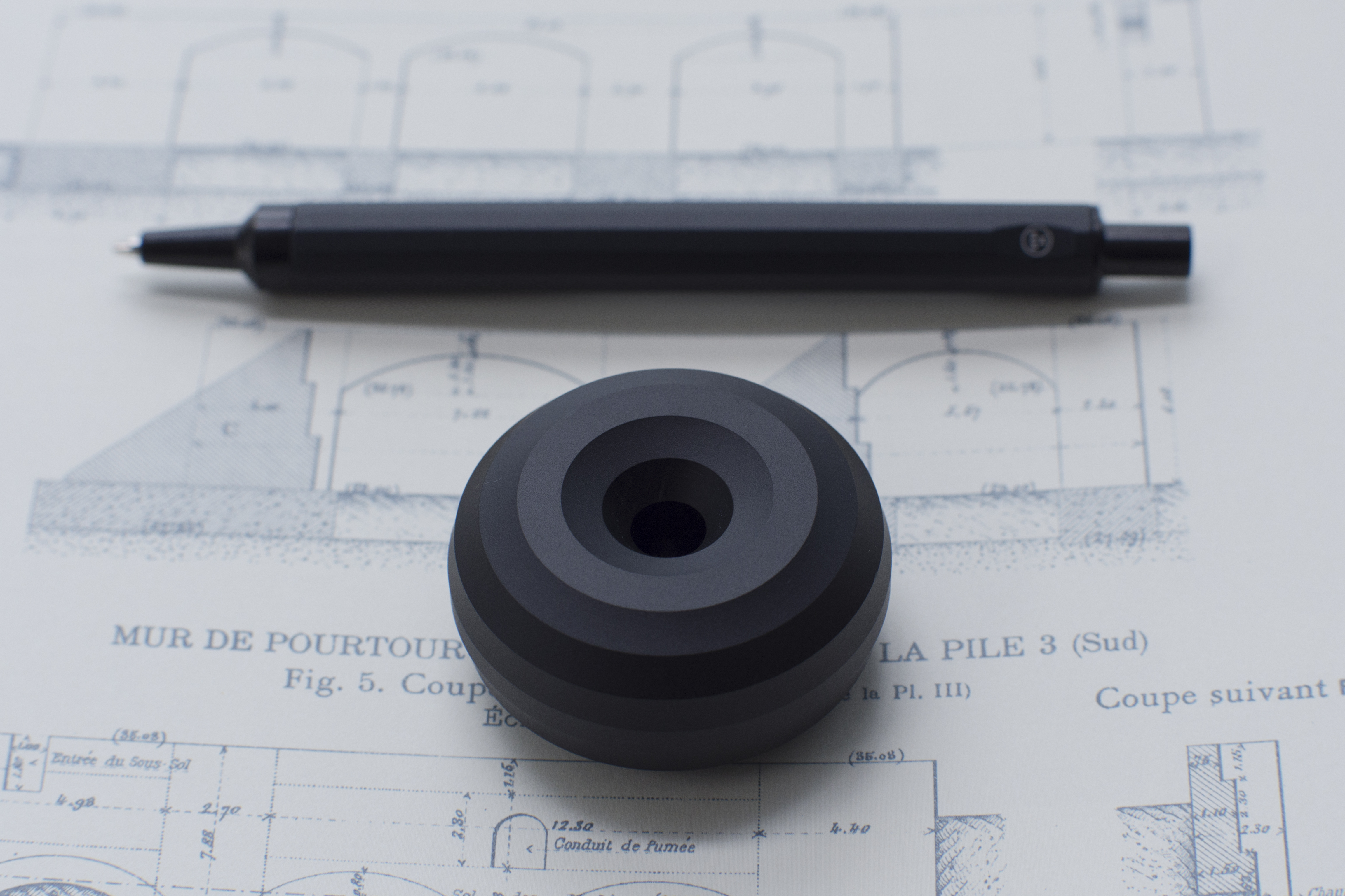 Многофункциональное пресс-папье Paperweight-7