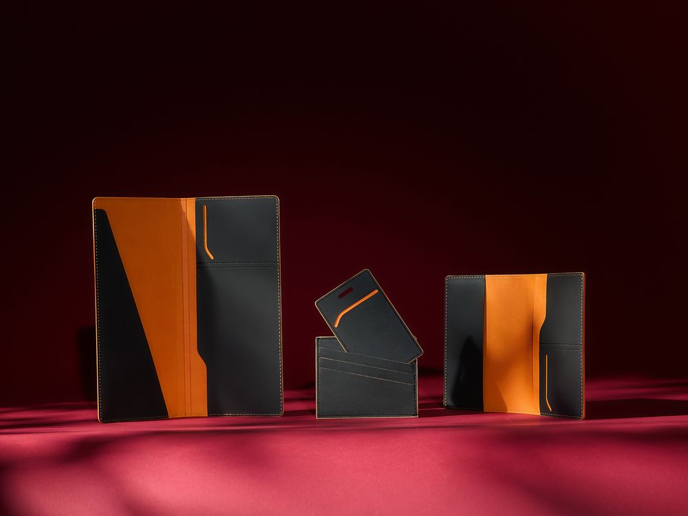 Обложка для паспорта Multimo, черная с оранжевым-4