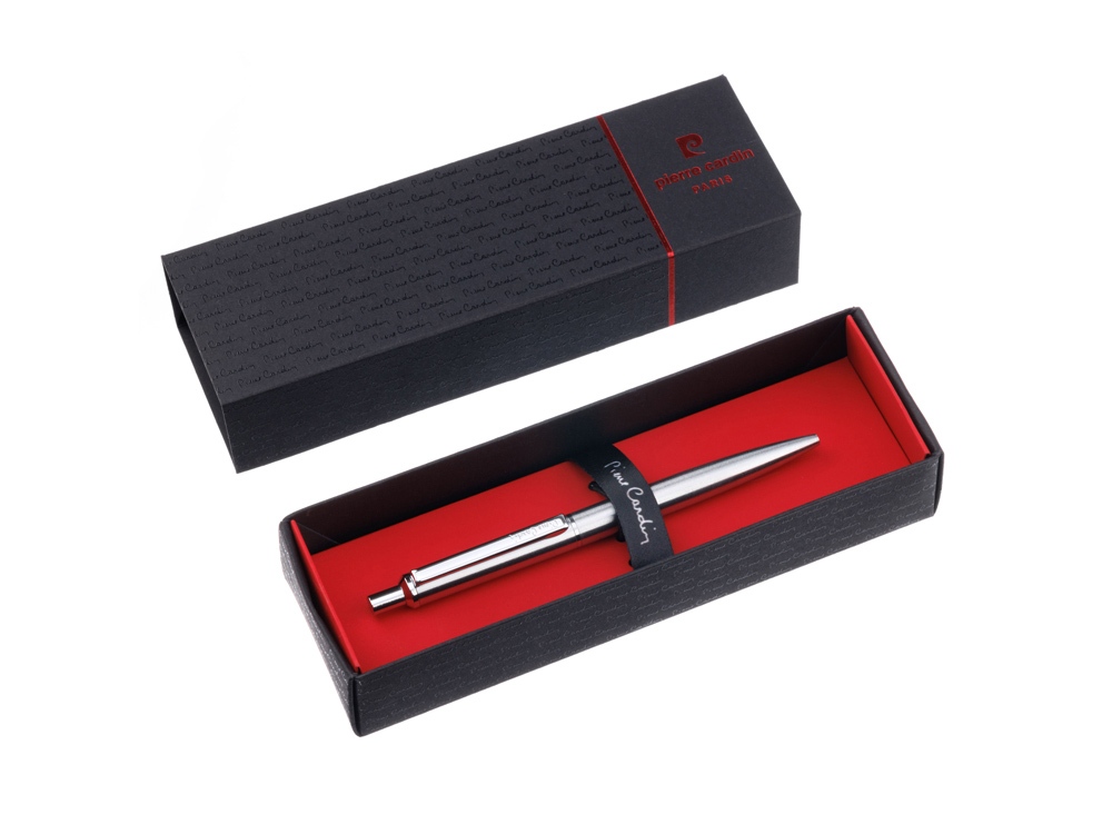 Ручка шариковая Pierre Cardin GAMME Classic. Цвет - серебристый. Упаковка Е-4