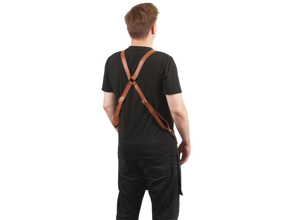 Фартук из натуральной кожи флотер  Материал: натуральная кожа КРС, цвет фартука: черный, цвет ремней: светлый бук, фурнитура из металлического сплава ЦАМ, цвет фурнитуры: антик, размер универсальный-3