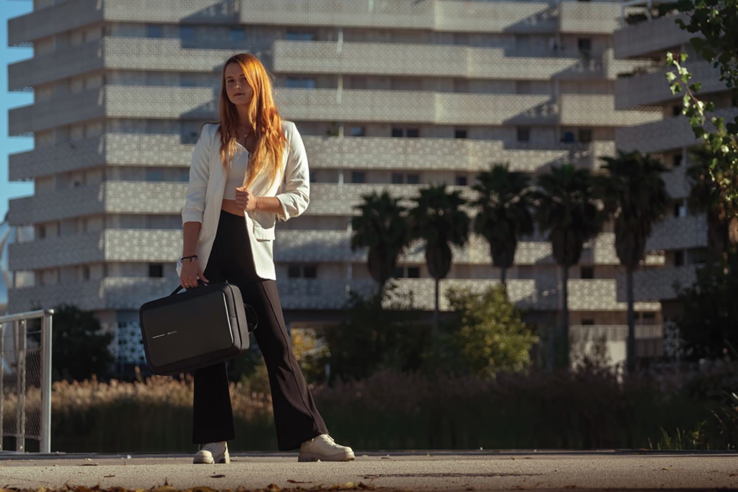 Сумка-рюкзак XD Design Bobby Bizz 2.0 с защитой от карманников-18