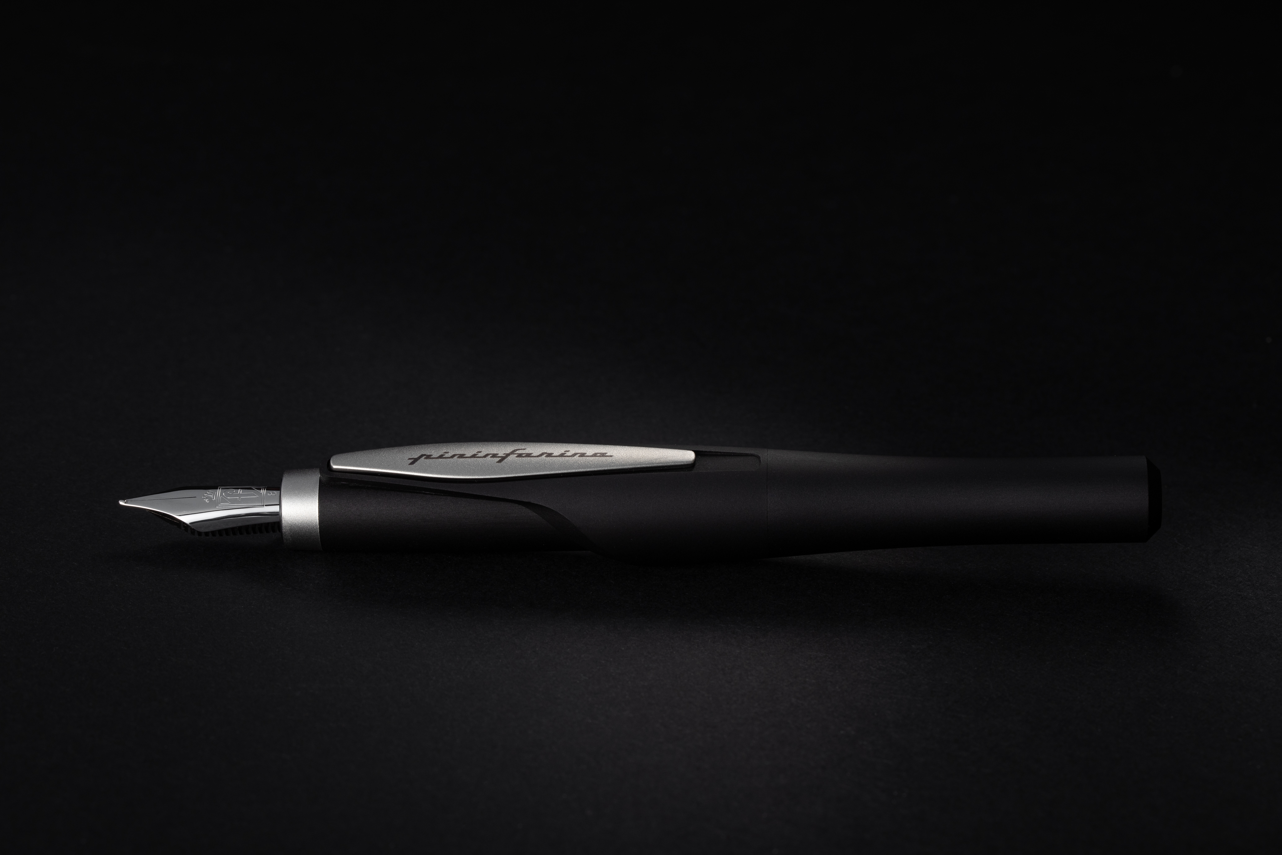Перьевая ручка Pininfarina PF Novanta BLACK-4