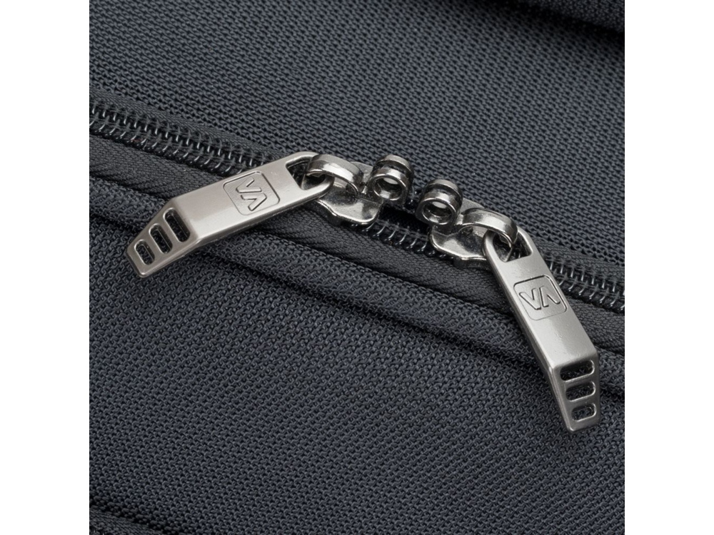 RIVACASE 8481 black ECO бизнес кейс на 4-х колесах 20 / 2-7