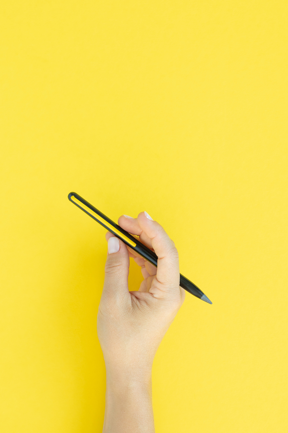 Карандаш GrafeeX с желтым клипом в чехле-4