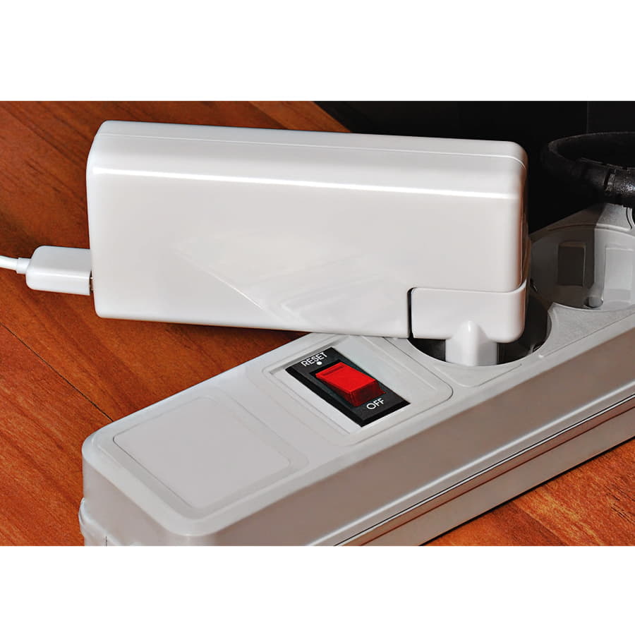 Универсальное зарядное устройство "Connector" (6000mAh), белый-3