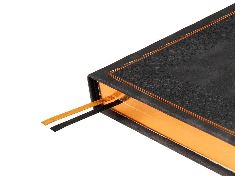 Ежедневник недатированный А5 Royal, черный с бронзовым срезом-3