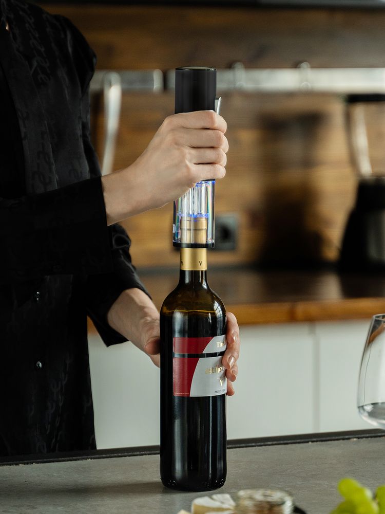 Электрический штопор с ножом для фольги Wine Diesel, черный-5