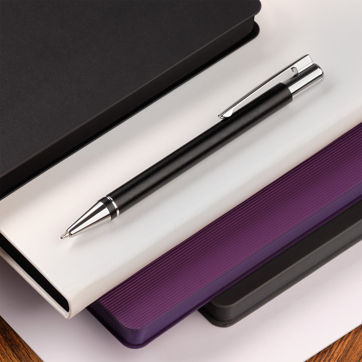 Шариковая ручка Regatta, черная-5