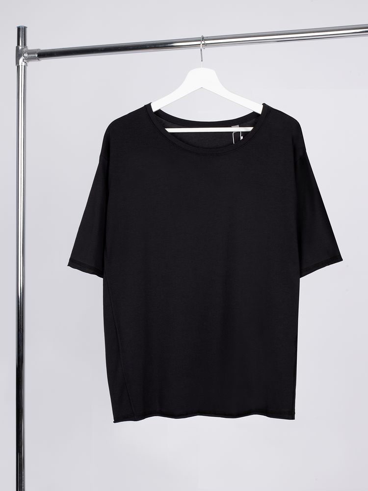 Футболка оверсайз унисекс Vozduh, черная-1