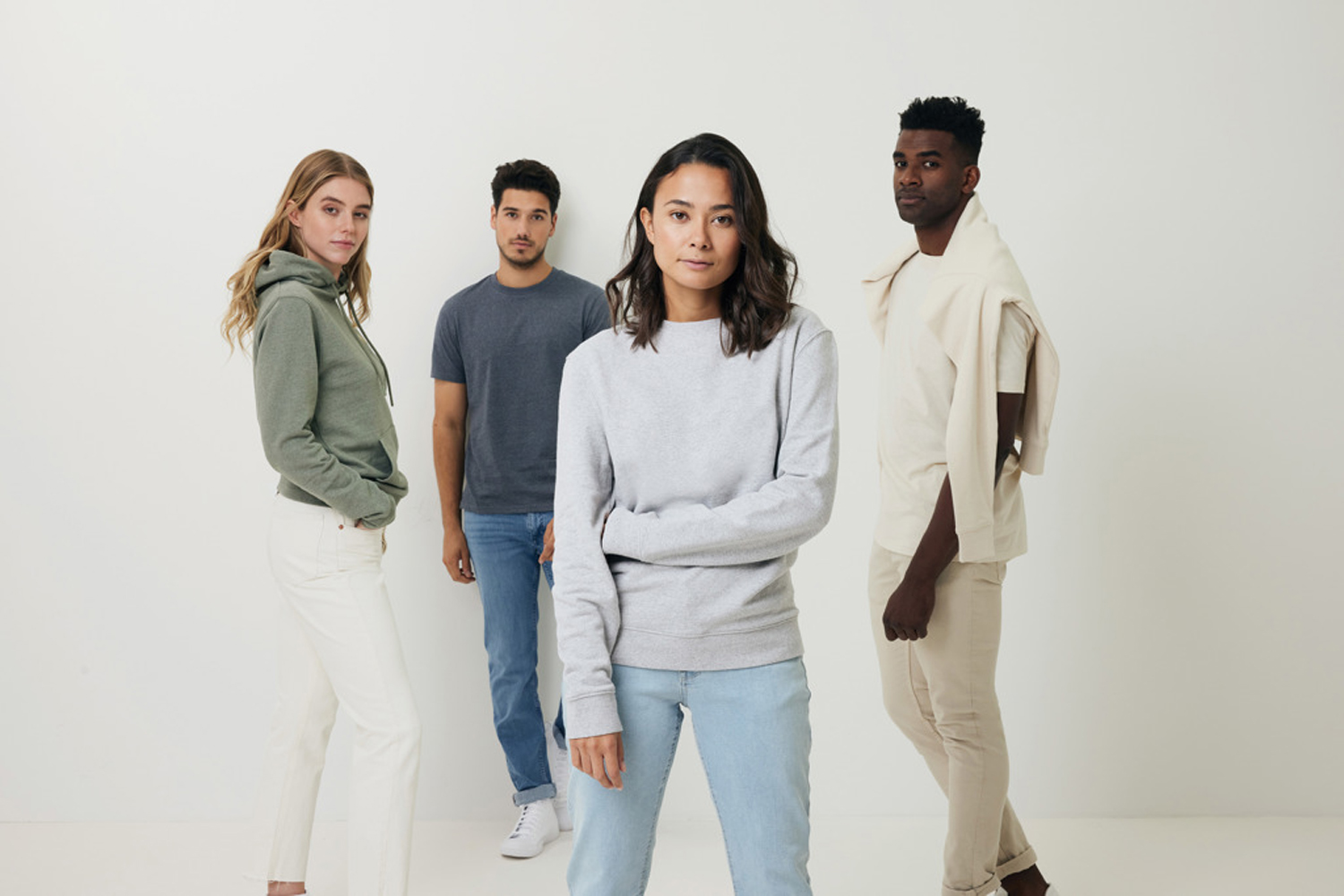 Худи Iqoniq Torres из переработанного неокрашенного хлопка, унисекс, 340 г/м²-22