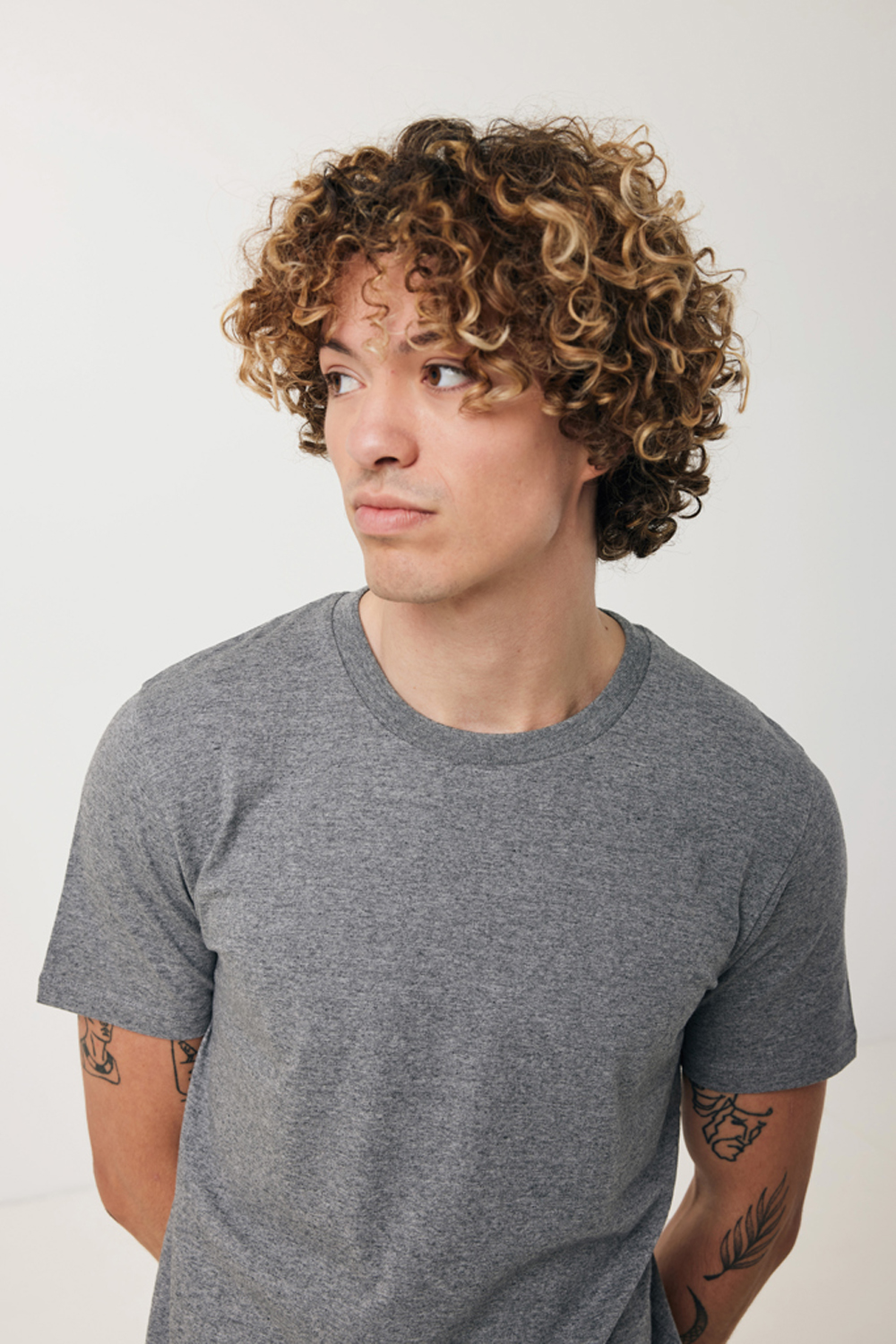 Футболка Iqoniq Brett из переработанного хлопка AWARE™, унисекс, 180 г/м²-7