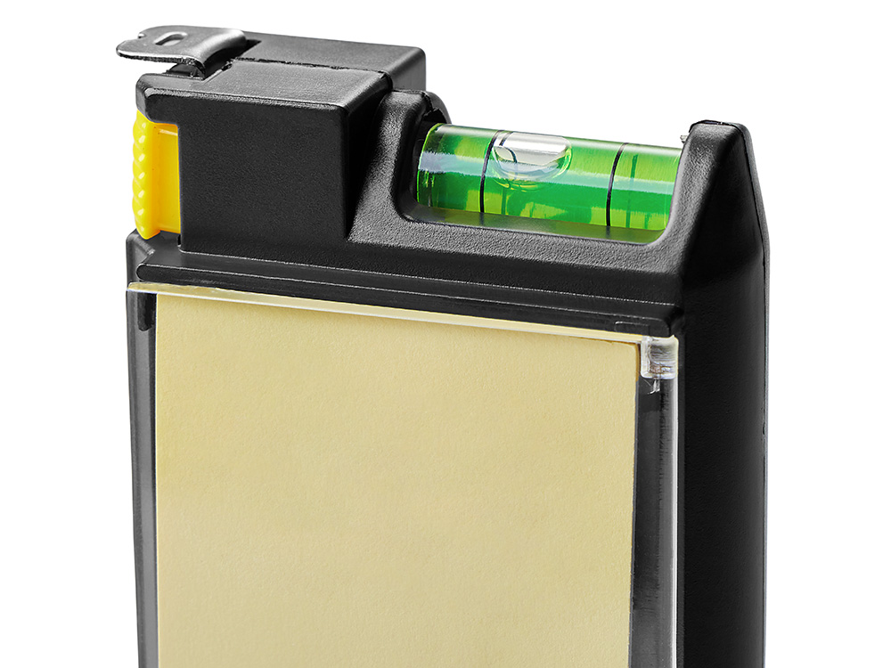 Рулетка на 2 м с уровнем и блоком для записей Nerd-7