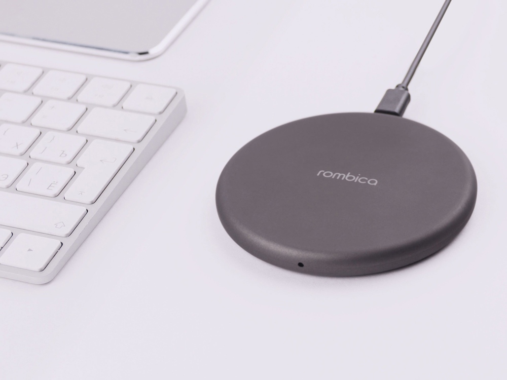 Беспроводное зарядное устройство Rombica NEO Q1 Quick, серый-6