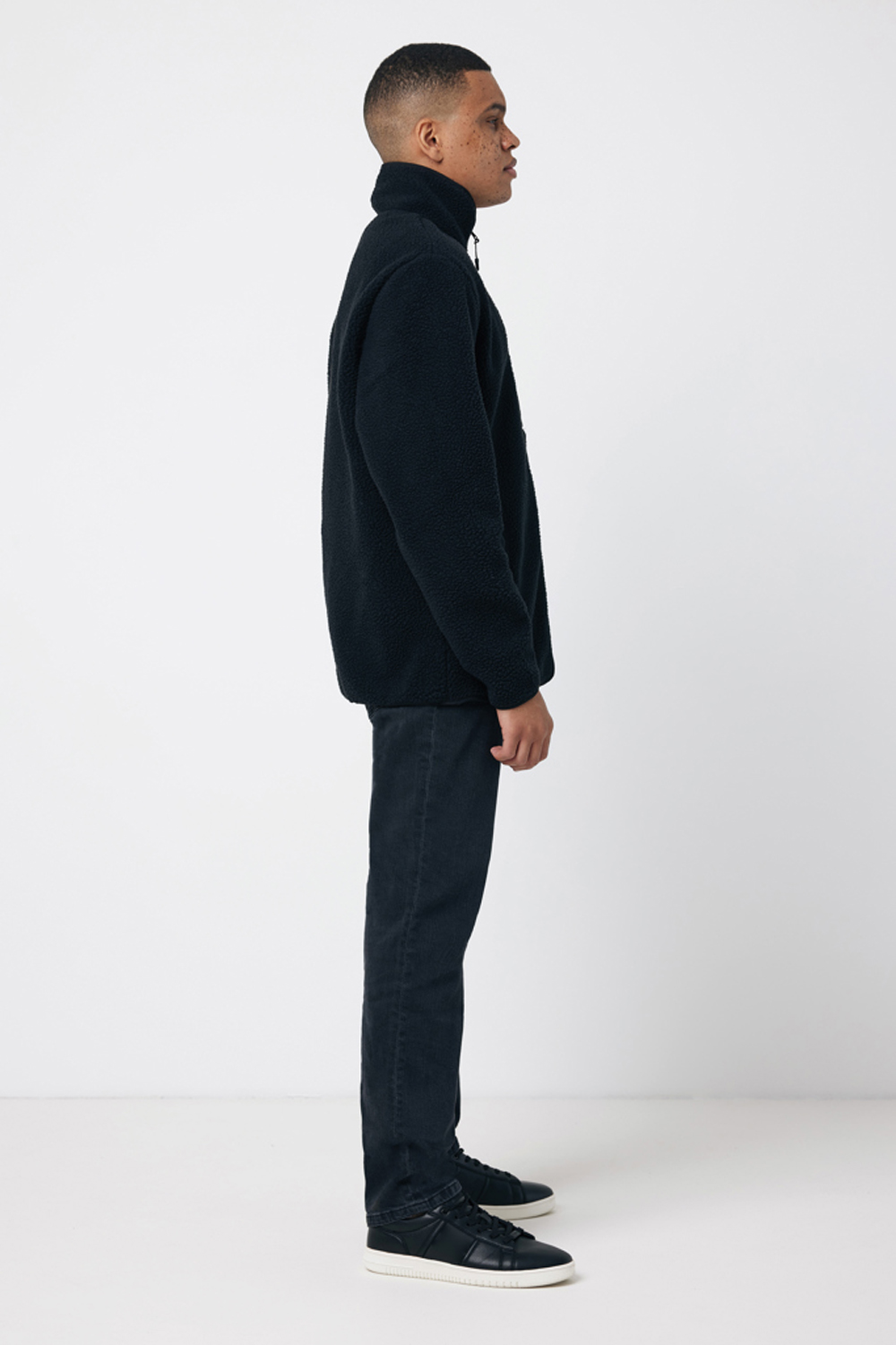 Куртка Iqoniq Diran из переработанного полиэстера AWARE™, унисекс, 320 г/м²-15