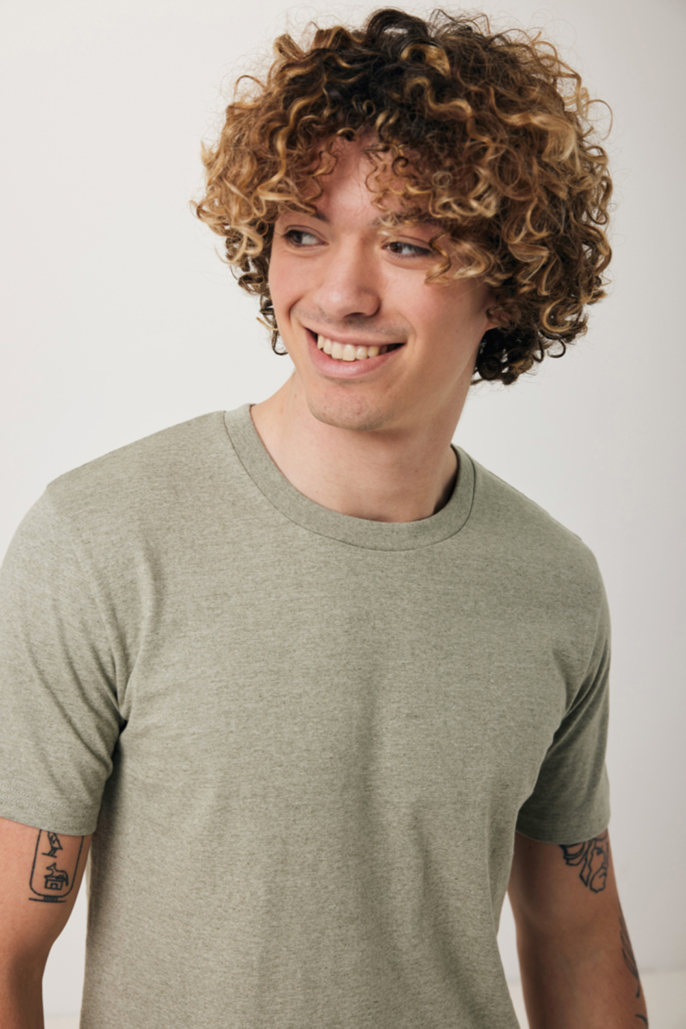 Футболка Iqoniq Brett из переработанного хлопка AWARE™, унисекс, 180 г/м²-7