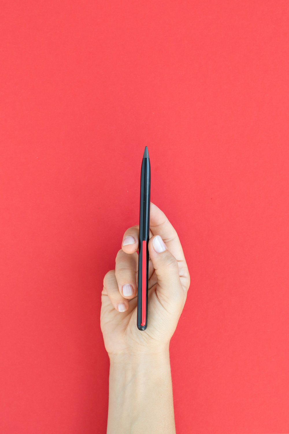 Карандаш GrafeeX с красным клипом в чехле-6