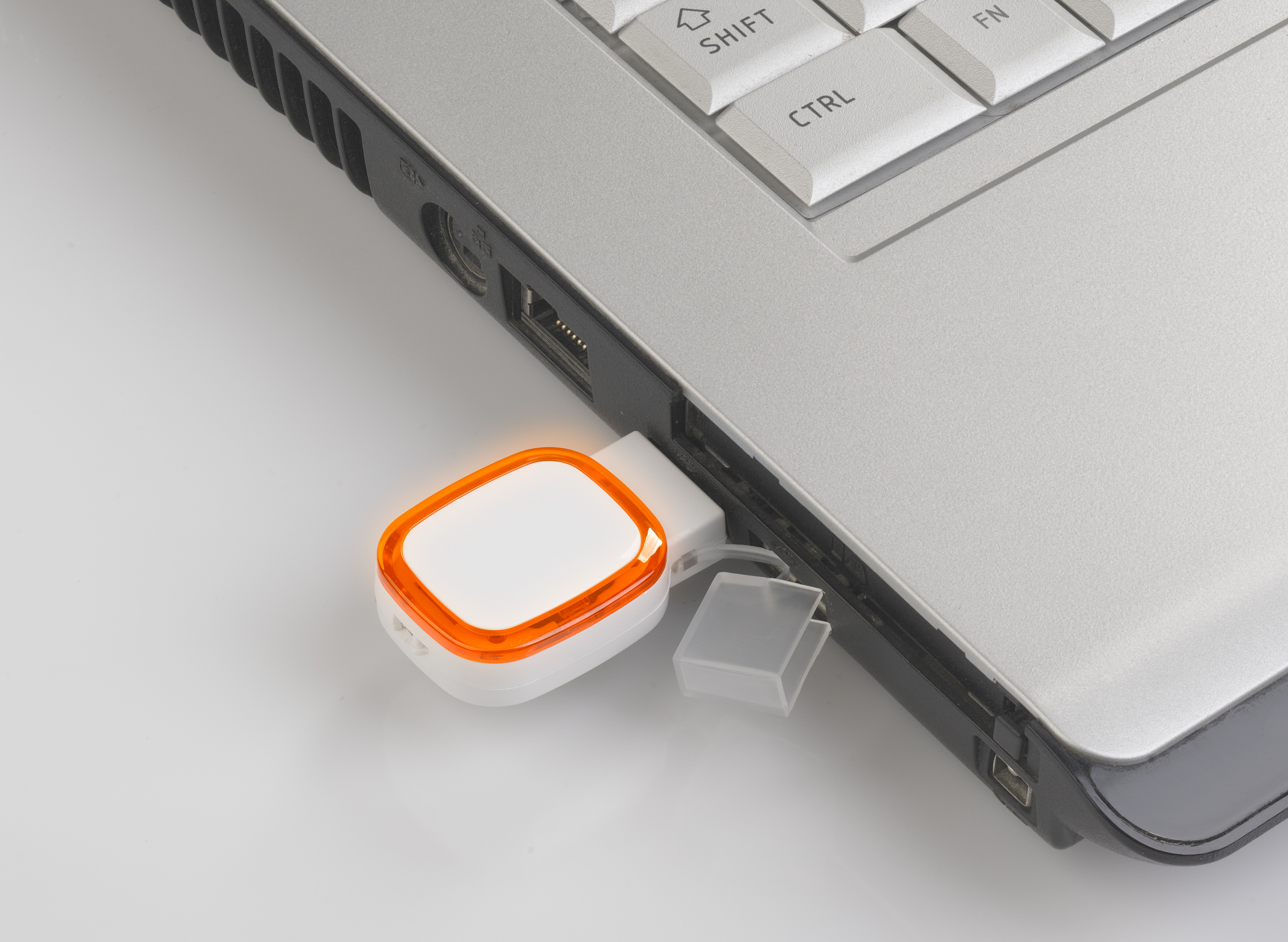 Флеш-карта 16 Гб с подсветкой логотипа-1