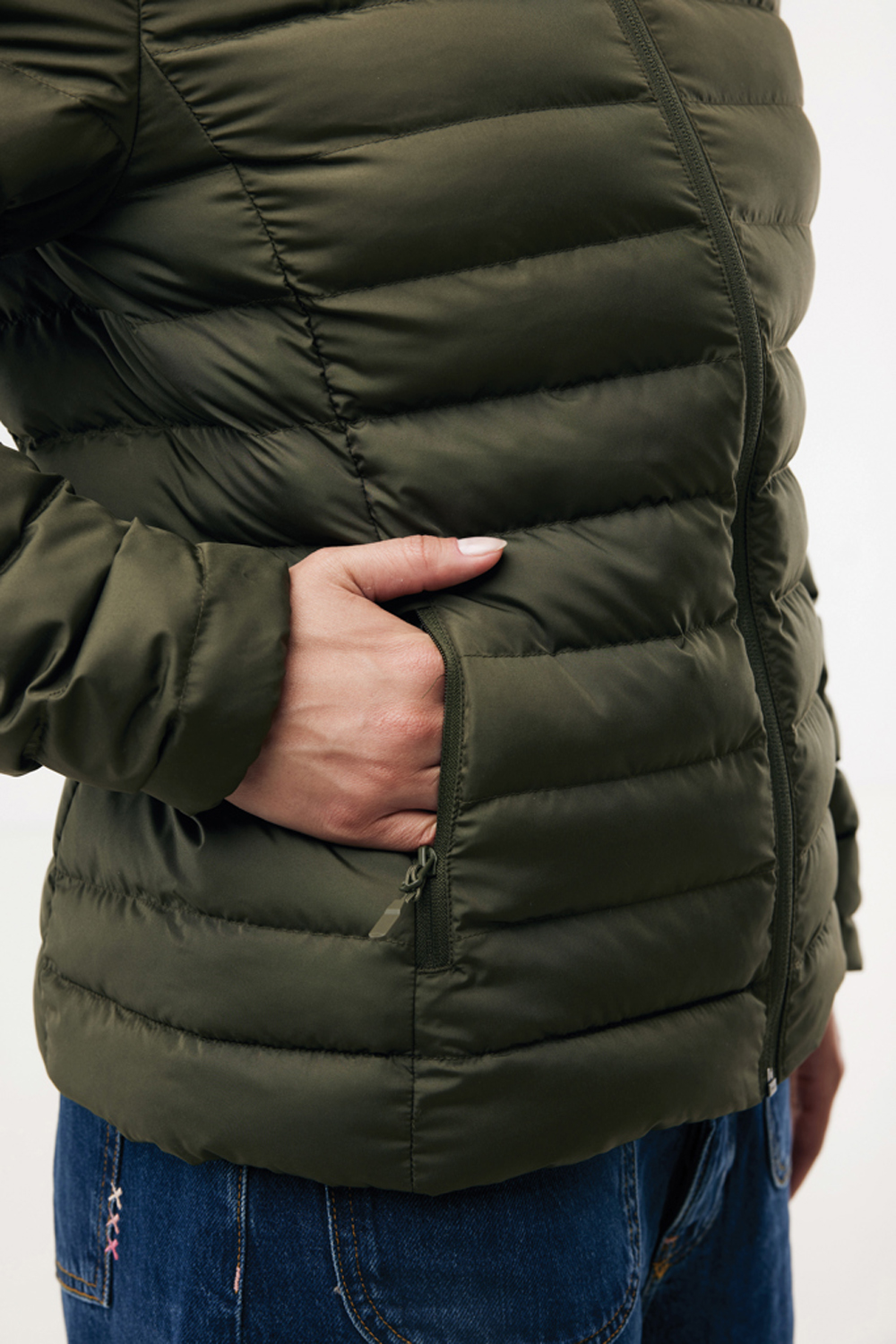 Женская стеганая куртка Iqoniq Maiko из переработанного полиэстера AWARE™-9