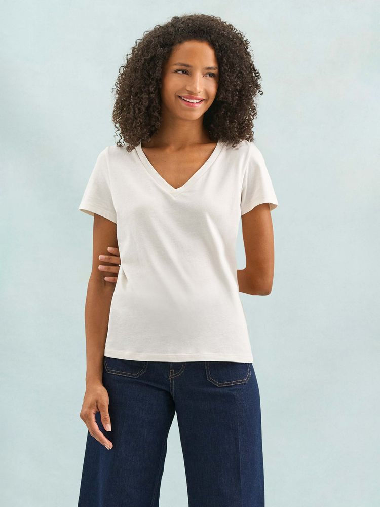 Футболка женская Regent Women с V-образным вырезом, молочно-белая-2