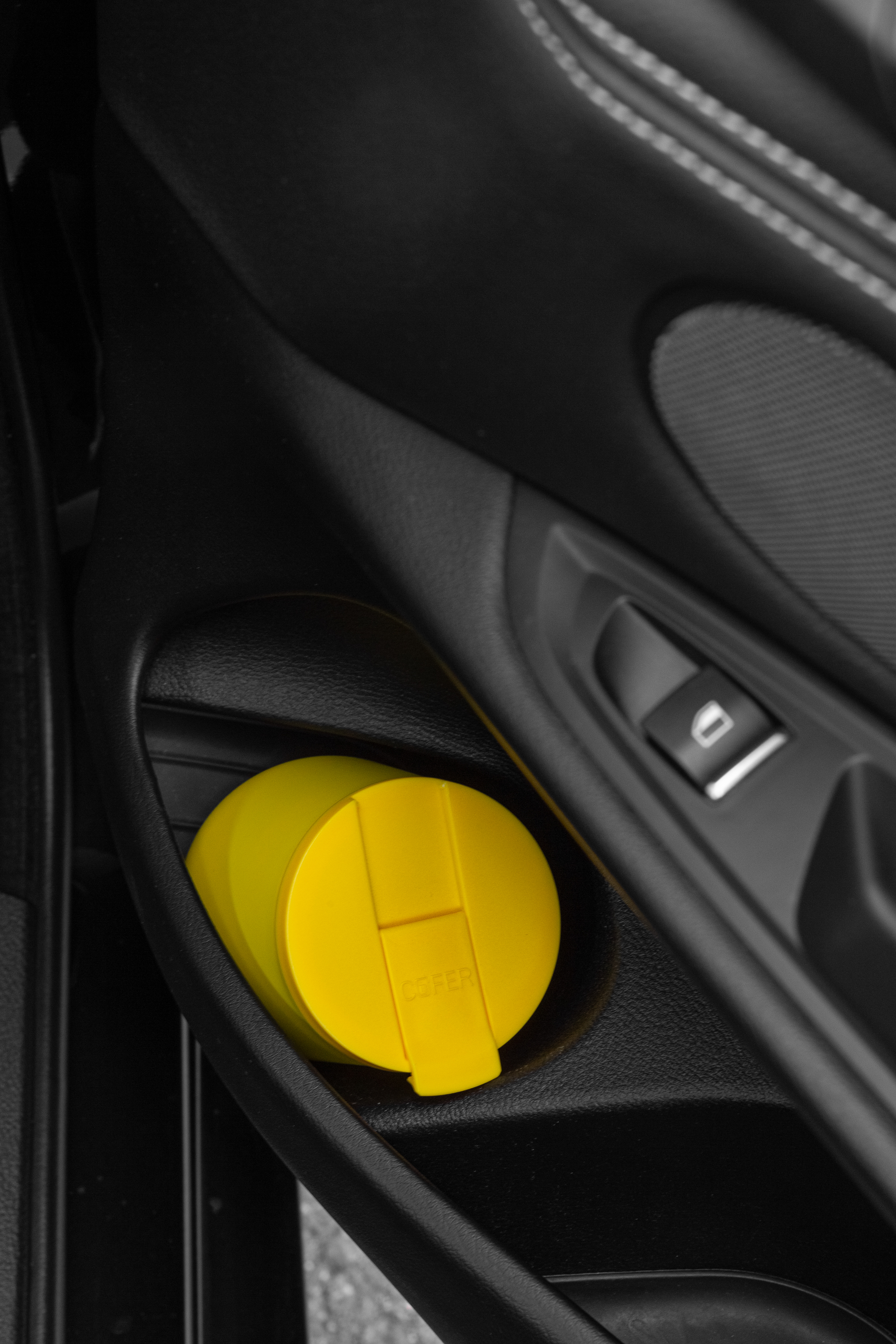 Кофер софт-тач NEO CO12s (желтый)-8