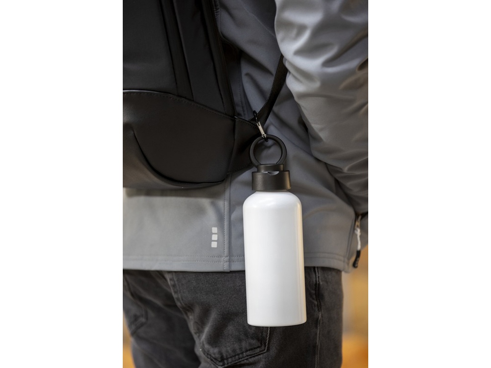 Trinity бутылка для воды из переработанного алюминия, сертифицированного согласно RCS, объемом 600 мл, с крышкой из переработ - Navy-5