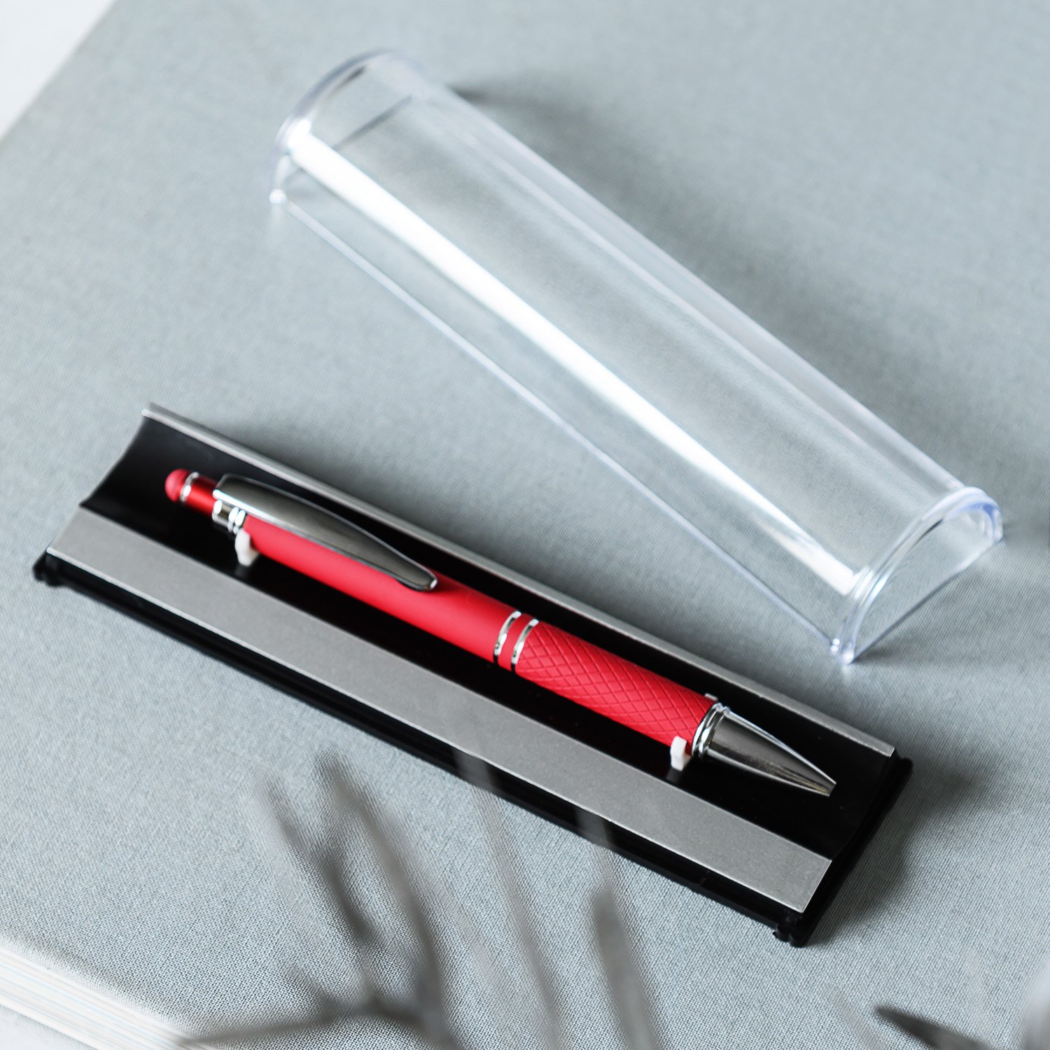 Коробка подарочная для ручки, пластик-1