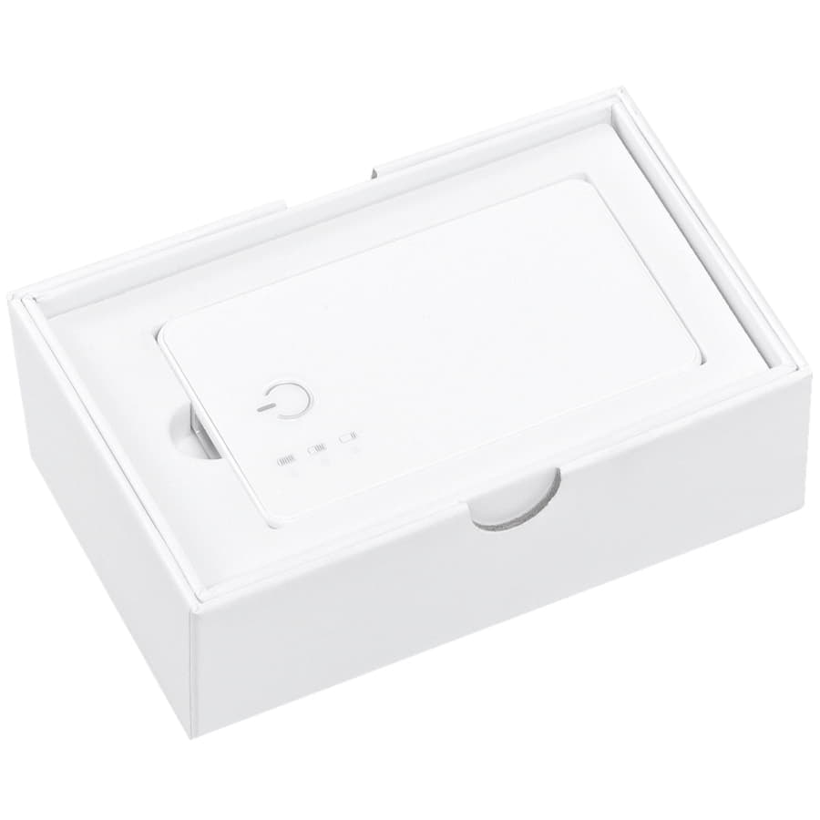 Универсальное зарядное устройство "Plain" (2800mAh) с фонариком, белый-9