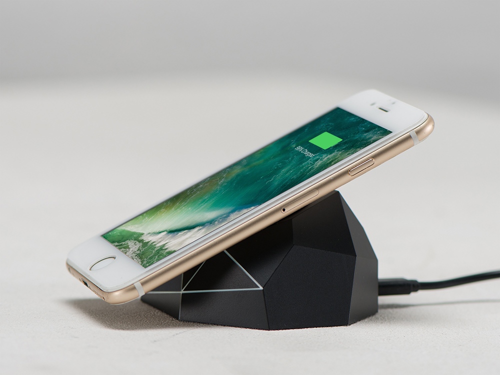 Док-станция Geo Dock с быстрой беспроводной зарядкой, черный с белой подсветкой. XOOPAR-18