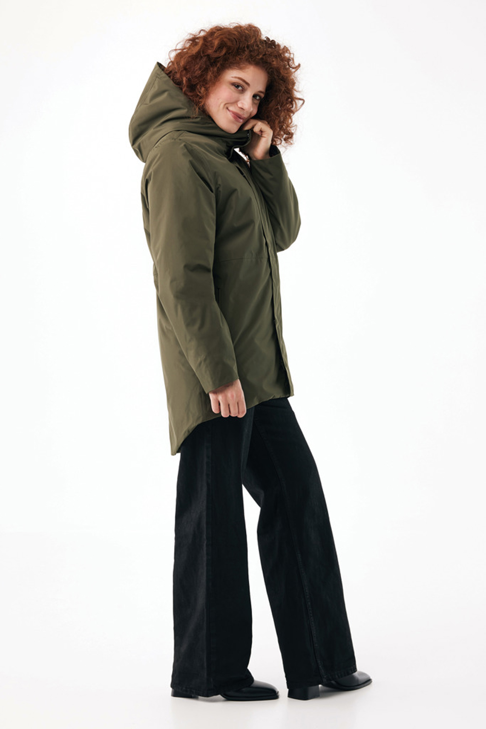 Куртка Iqoniq Thelon из переработанного полиэстера-14