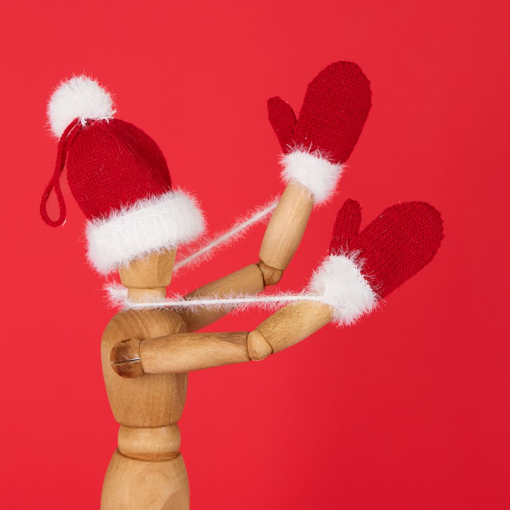 Подвеска на елку «Вьюжка», варежки, красная-3